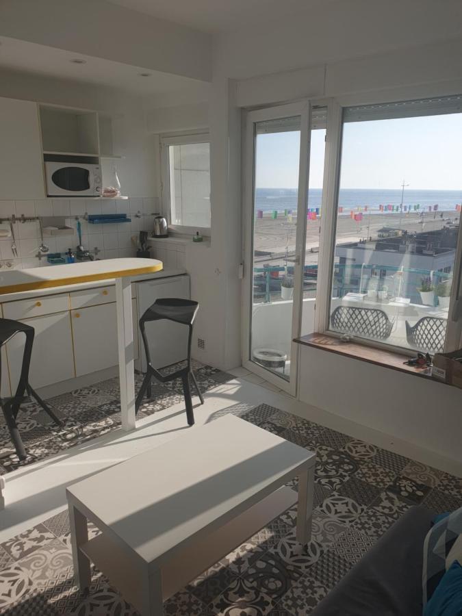 Studio Vue Mer Au Coeur De Malo Les Bains Pieds Dans L Eau Dunkirk Exterior foto