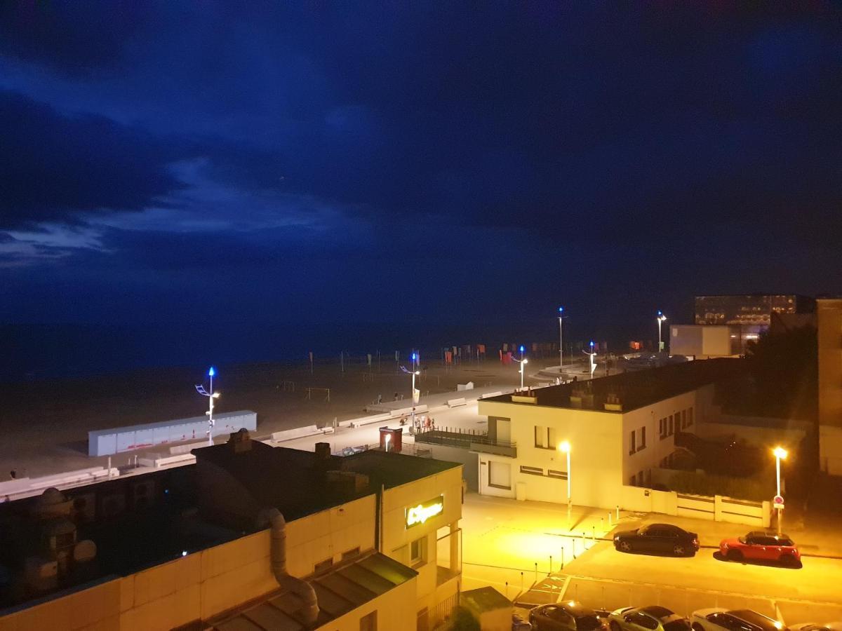 Studio Vue Mer Au Coeur De Malo Les Bains Pieds Dans L Eau Dunkirk Exterior foto